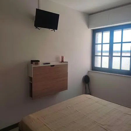 Chez Moi 招待所 卡利亚里