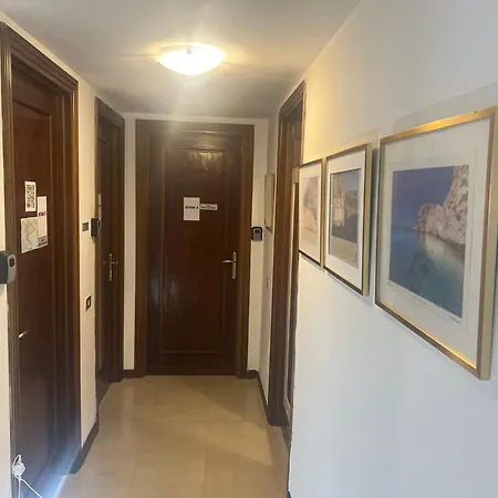 Chez Moi 3* 卡利亚里