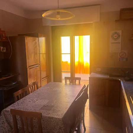 Chez Moi 招待所 卡利亚里